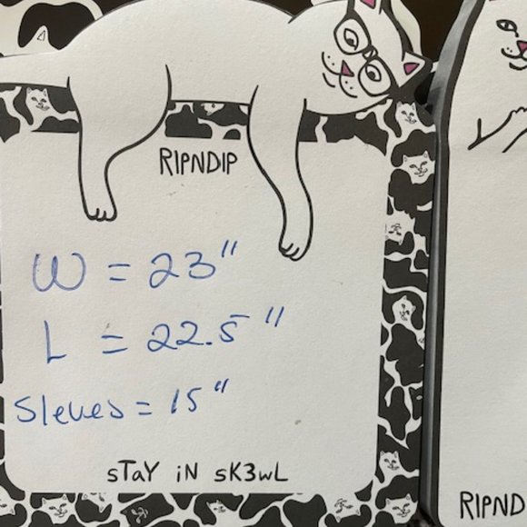 Rare Mickey Mouse Pink Sweater - Picture 4 of 4